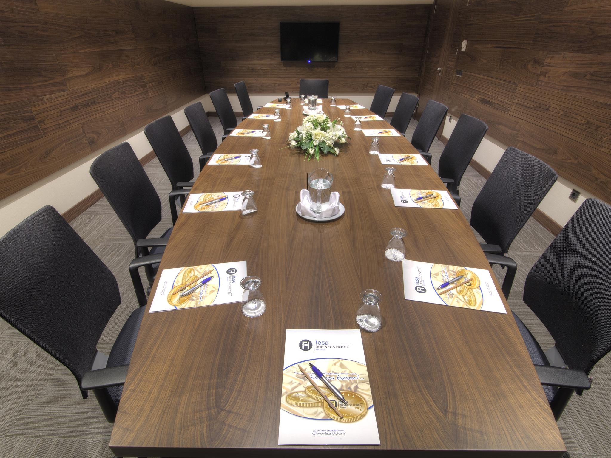 Fesa Business Hotel Γκέμπτζε Εξωτερικό φωτογραφία