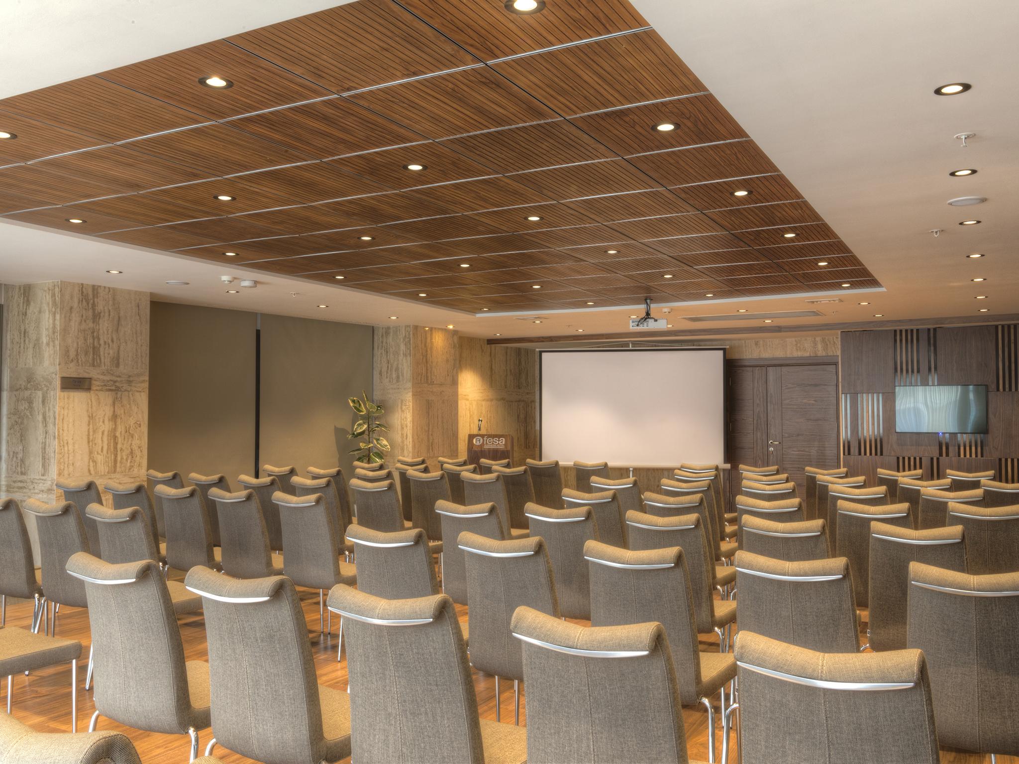 Fesa Business Hotel Γκέμπτζε Εξωτερικό φωτογραφία