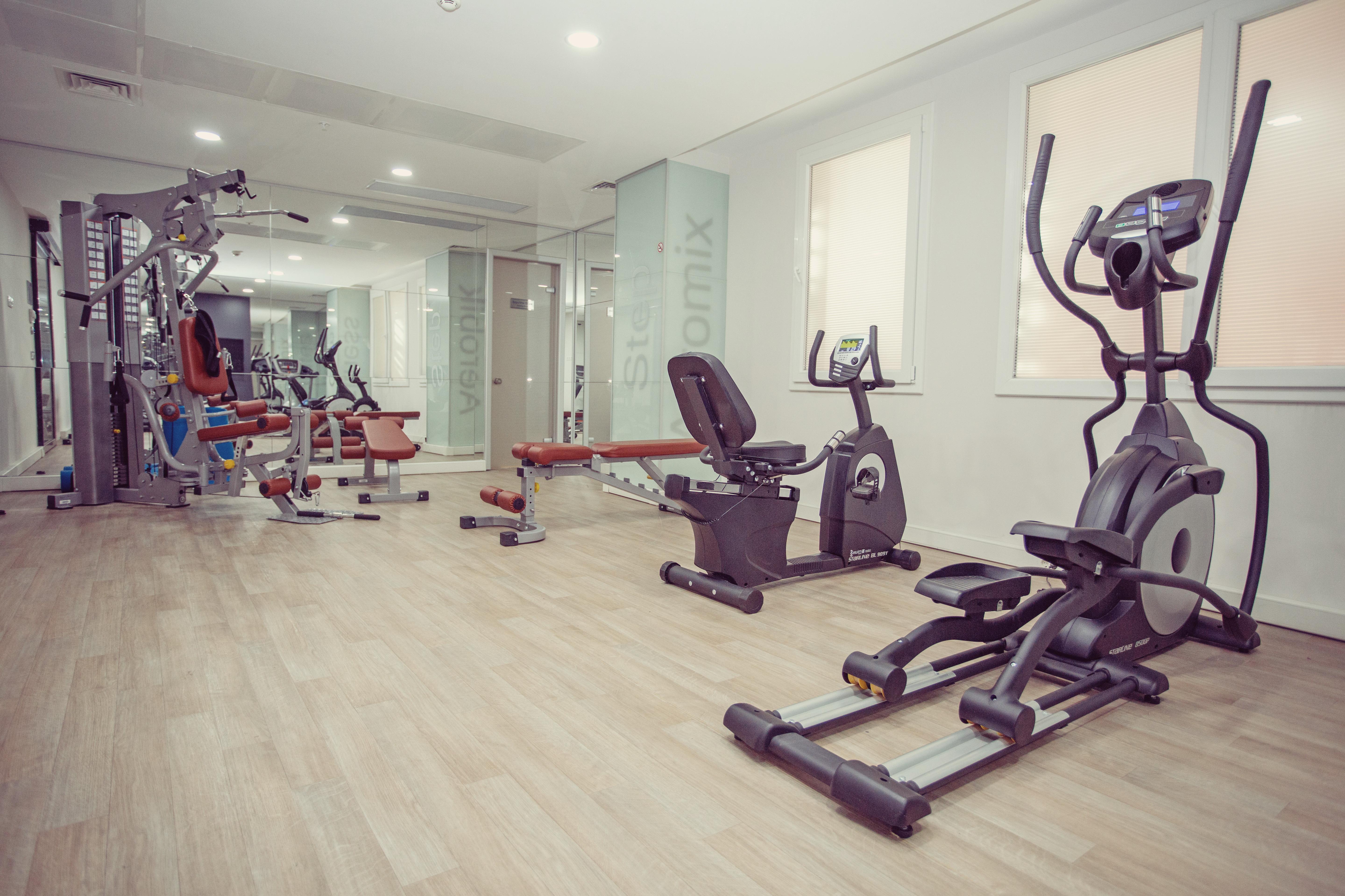 Fesa Business Hotel Γκέμπτζε Εξωτερικό φωτογραφία