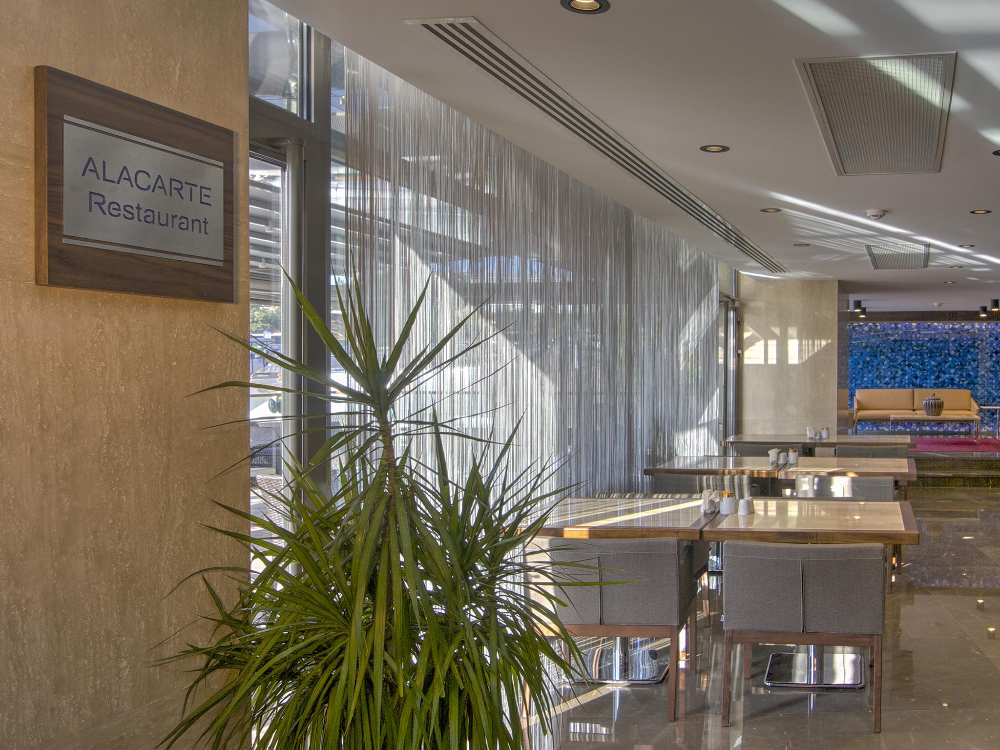 Fesa Business Hotel Γκέμπτζε Εξωτερικό φωτογραφία