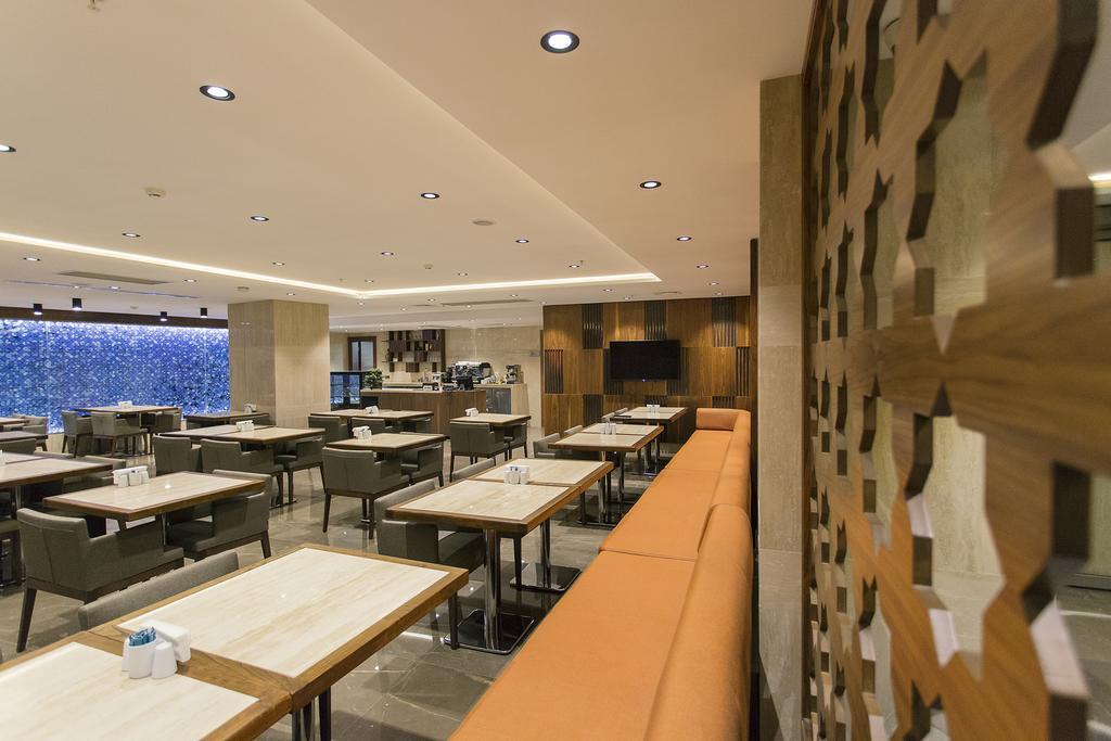 Fesa Business Hotel Γκέμπτζε Εξωτερικό φωτογραφία