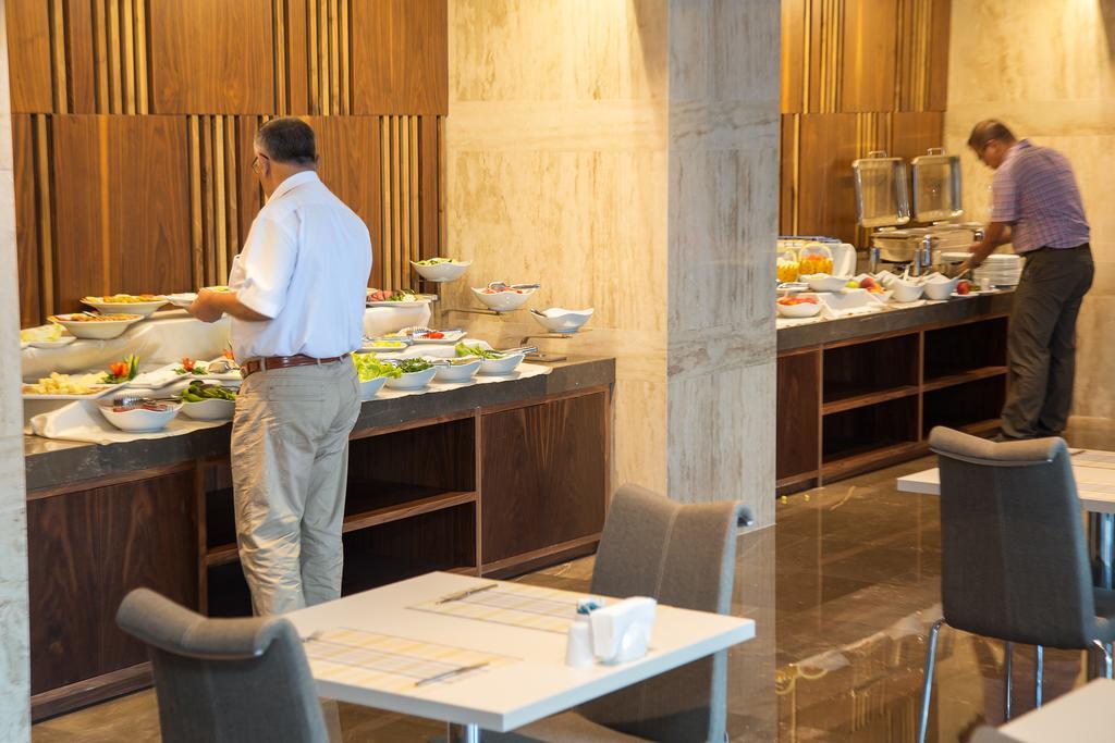 Fesa Business Hotel Γκέμπτζε Εξωτερικό φωτογραφία