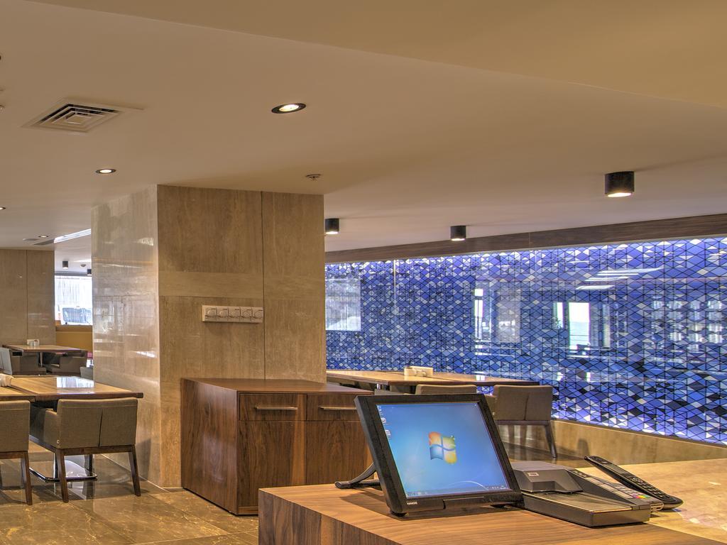 Fesa Business Hotel Γκέμπτζε Εξωτερικό φωτογραφία